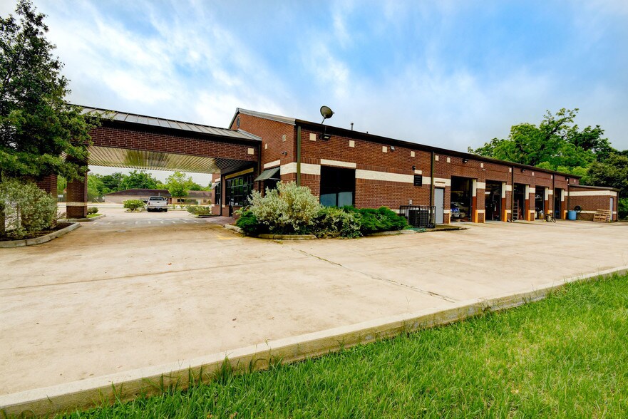 More Photos Of 1141 Us-90-Alt Hwy, Richmond Auto Repair For Sale