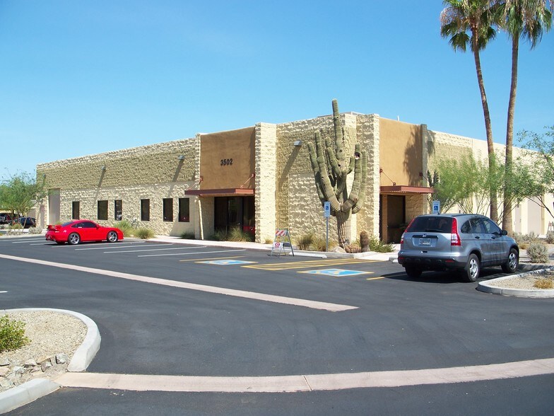 More Photos Of 3502 E Atlanta Ave, Phoenix Manufacturing For Lease