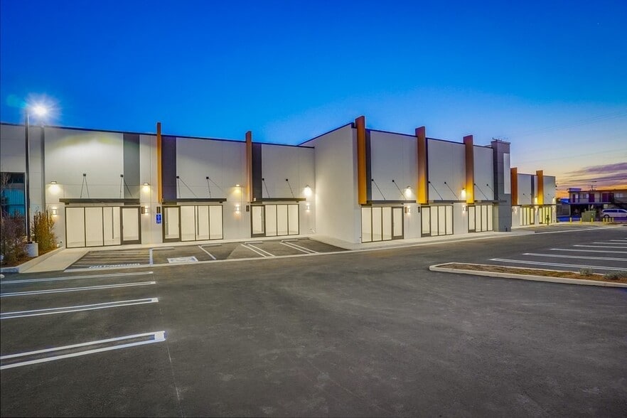 Primary Photo Of 238-256 W Chestnut Ave, Monrovia Warehouse For Lease