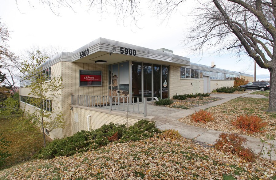 Primary Photo Of 5900 Olson Memorial Hwy, Golden Valley Manufacturing For Lease