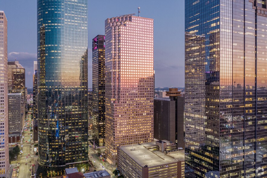 Primary Photo Of 1100 Louisiana St, Houston Office For Lease