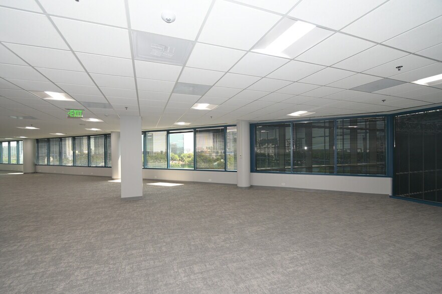 More Photos Of 225 E Robinson St, Orlando Office Residential For Lease