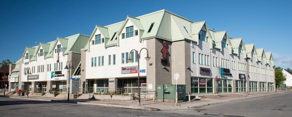 More Photos Of 259 Boul Saint-Joseph, Gatineau Office For Lease