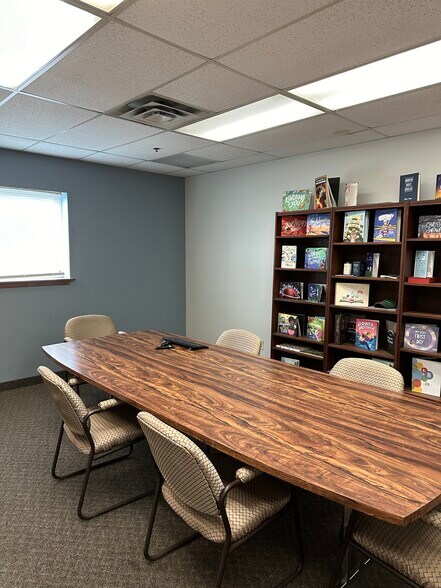 More Photos Of 655 Driving Park Ave, Rochester Warehouse For Lease