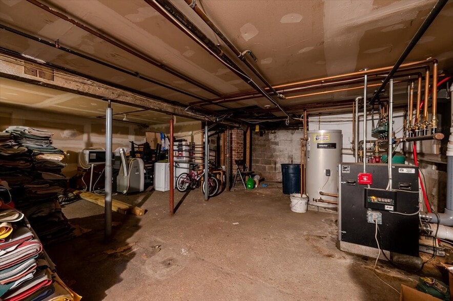 More Photos Of 21-23 W Jamaica Ave, Valley Stream Flex For Sale