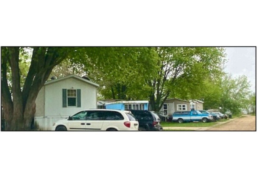 More Photos Of 700 Pershing Rd, Maquoketa Manufactured Housing Mobile Home Park For Sale