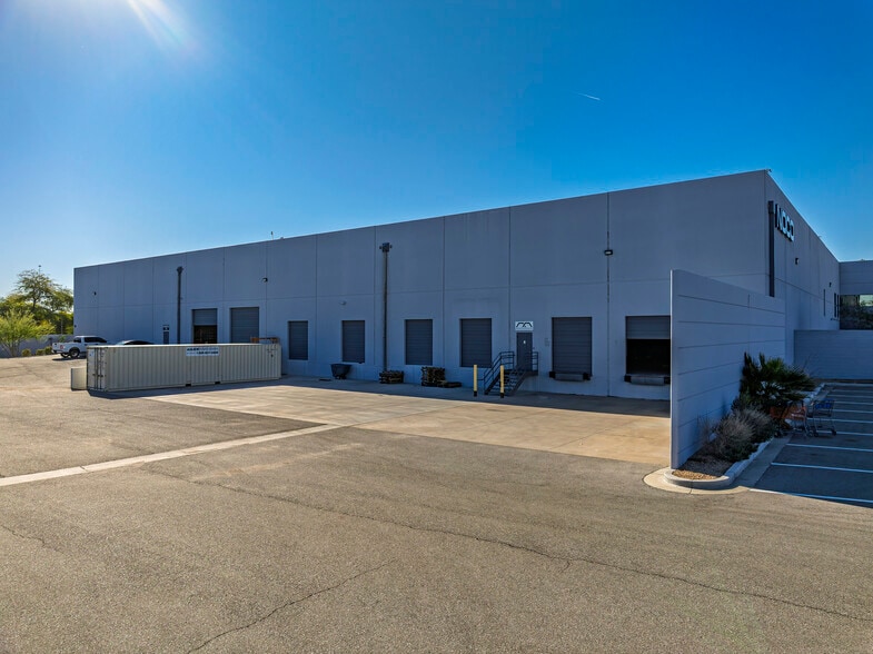 More Photos Of 7300 W Boston St, Chandler Warehouse For Lease