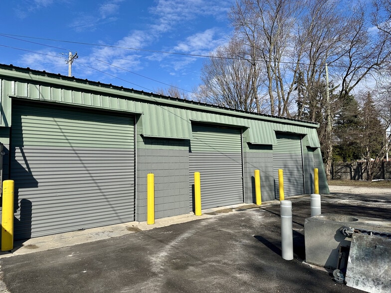 More Photos Of 320 W Alexis Rd, Toledo Carwash For Lease