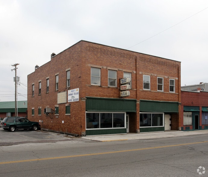More Photos Of 116-118 W North St, Fostoria Storefront Retail Office For Sale