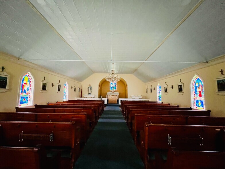 More Photos Of 20 St Clair St, Middleport Religious Facility For Sale