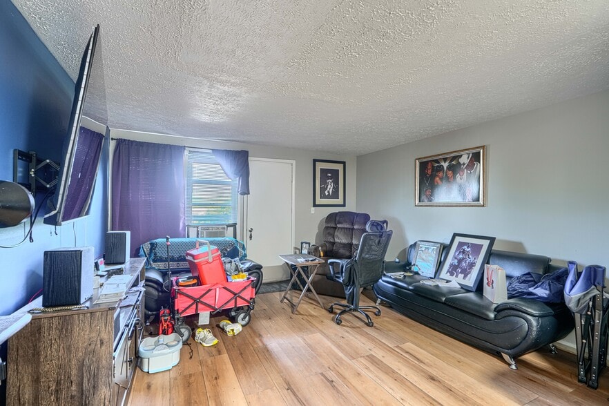 More Photos Of 5461 Cedonia Ave, Baltimore Apartments For Sale