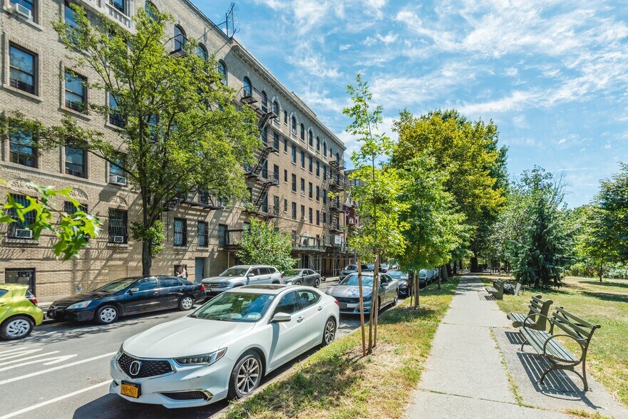 More Photos Of 85 E Mosholu Pky, Bronx Apartments For Sale