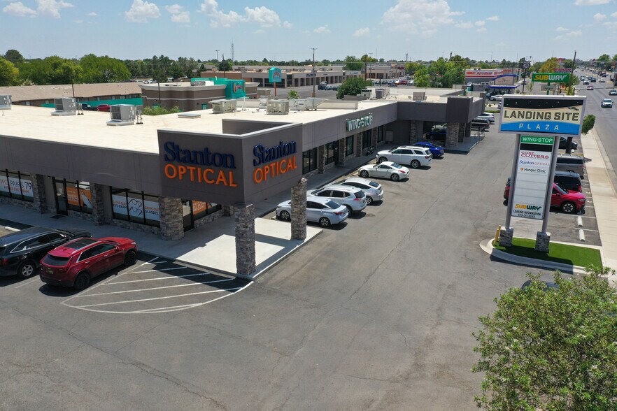 More Photos Of 2901 N Main St, Roswell General Retail For Lease