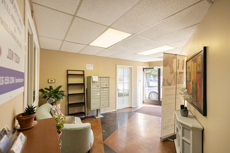 More Photos Of 2414 16th St, Sacramento Office For Sale