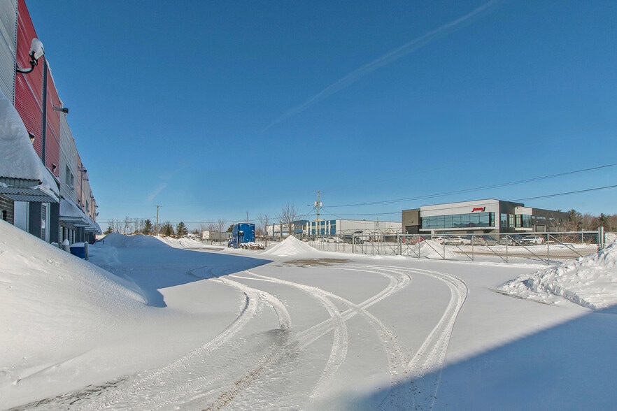 More Photos Of 14410 Rue Rolland-Desjardins, Mirabel Warehouse For Sale