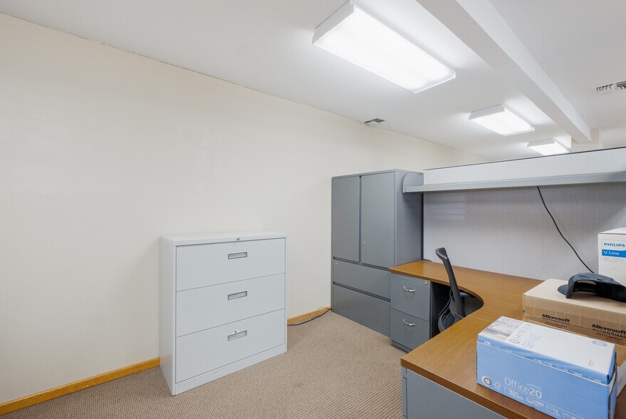 More Photos Of 14893 Bandera Rd, Helotes Office For Lease