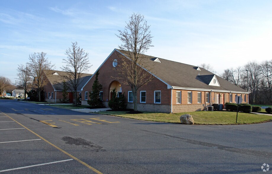 More Photos Of 1501 Casho Mill Rd, Newark Office Residential For Lease