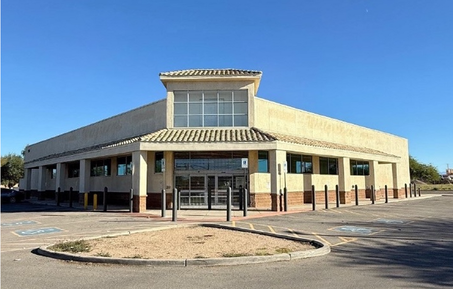 Primary Photo Of 525 W Valencia Rd, Tucson Drugstore For Lease