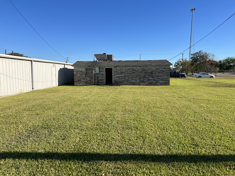 More Photos Of 1301 Avenue H, Freeport Medical For Sale