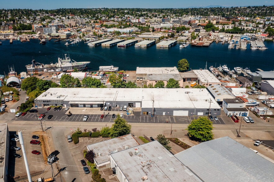 More Photos Of 2600 W Commodore Way, Seattle Manufacturing For Lease