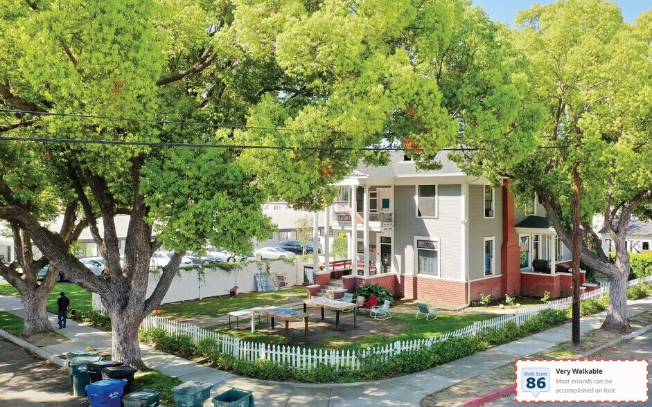 More Photos Of 695 N Main St, Pomona Apartments For Sale
