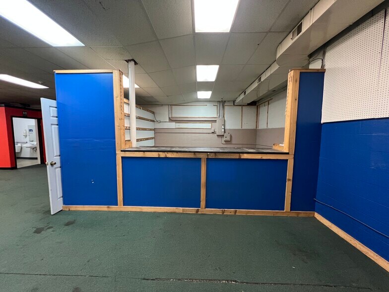 More Photos Of 1105 State Route 125, Amelia Freestanding For Lease