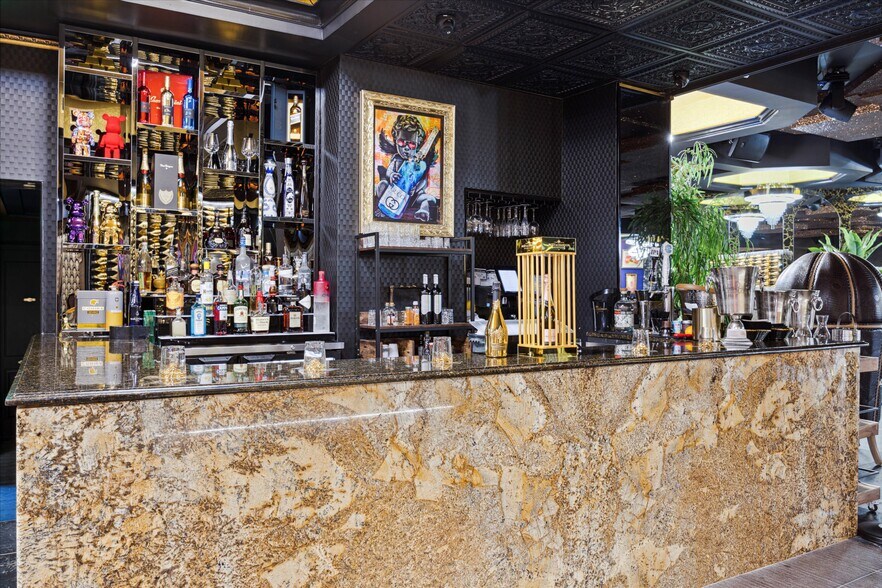 More Photos Of 2154 Bridge St, Philadelphia General Retail For Sale