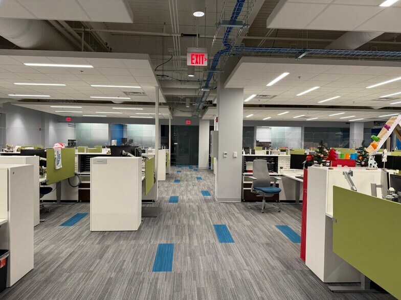 More Photos Of 3253 E Chestnut Expy, Springfield Office For Lease