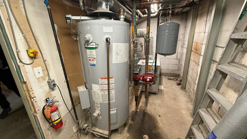 More Photos Of 1000 W Huron St, Ann Arbor Apartments For Sale