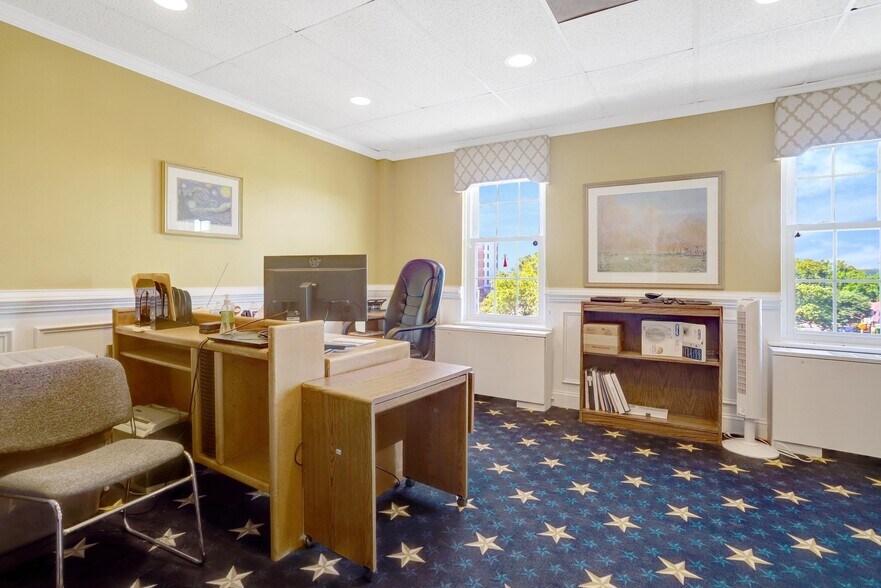 More Photos Of 313 Park Ave, Falls Church Medical For Sale