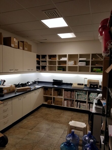 More Photos Of 111 2 Ave S, Saskatoon Office For Lease