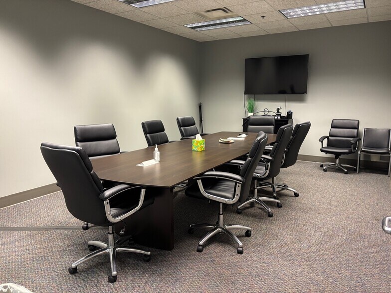 More Photos Of 711 W Pickard St, Mount Pleasant Manufacturing For Sale