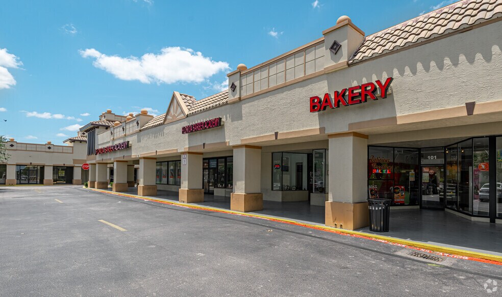 More Photos Of 15-199 N State Road 7, Plantation Unknown For Lease