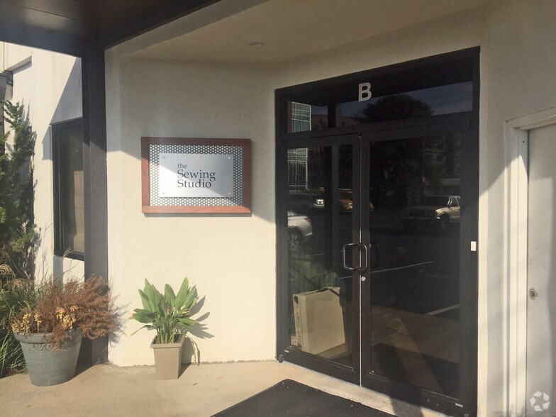 More Photos Of 433 Bishop St NW, Atlanta Loft Creative Space For Lease