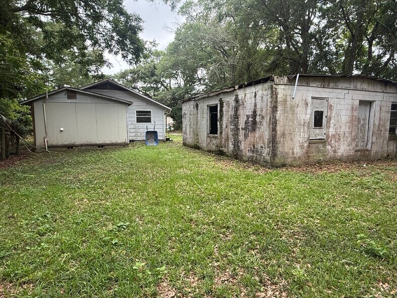 More Photos Of 816 Bloodworth Ln, Pensacola Office For Sale