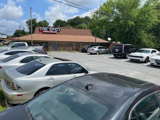 More Photos Of 4894 Jonesboro Rd, Forest Park Freestanding For Lease