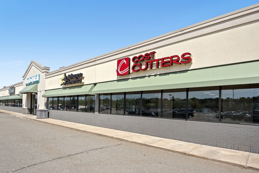 More Photos Of 1029-1101 E Grand Ave, Rothschild Department Store For Lease