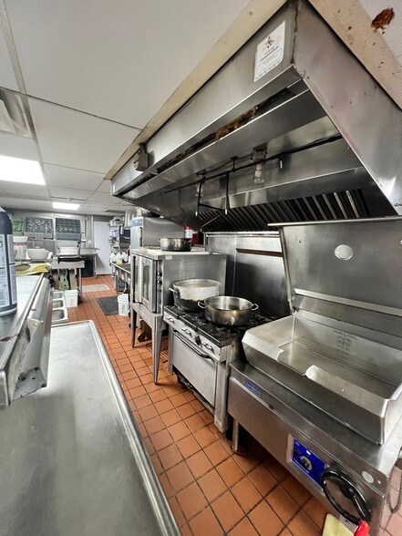 More Photos Of 9415 Main St, Clarence Freestanding For Sale