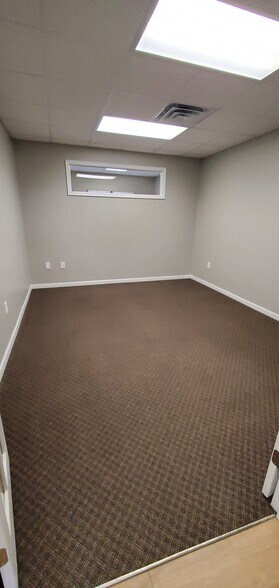 More Photos Of 6900 Houston Rd, Florence Office Residential For Lease