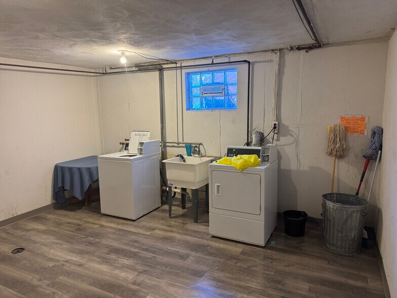 More Photos Of 3853 Delmar Ave, Cincinnati Apartments For Sale