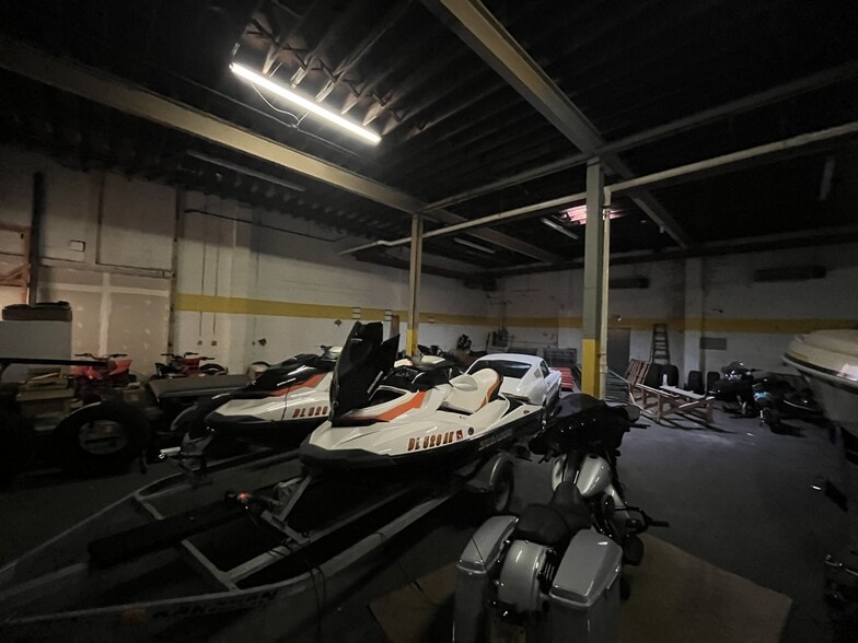 More Photos Of 675 S Evergreen Ave, Woodbury Heights Manufacturing For Sale