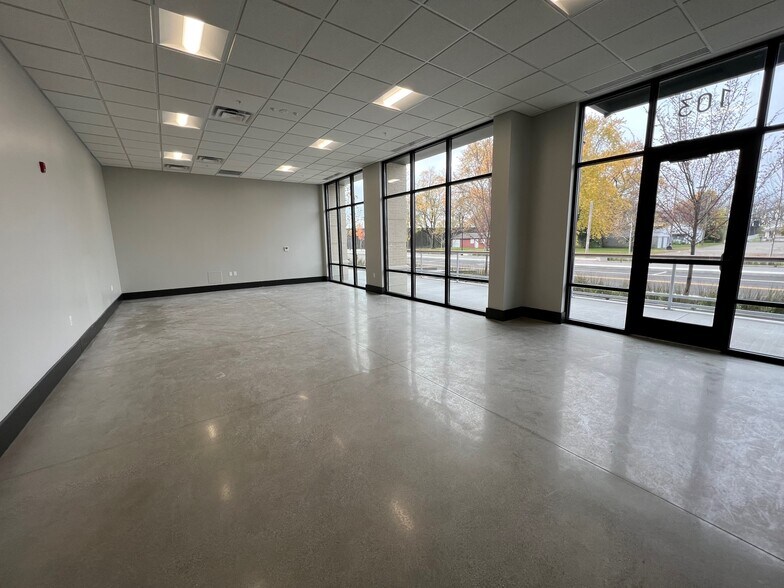 More Photos Of 1400 Main St, Clarksville Apartments For Lease