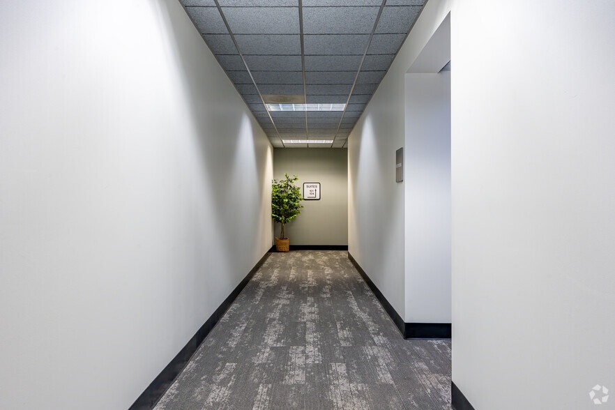 More Photos Of 3630 Sinton Rd, Colorado Springs Office For Sale