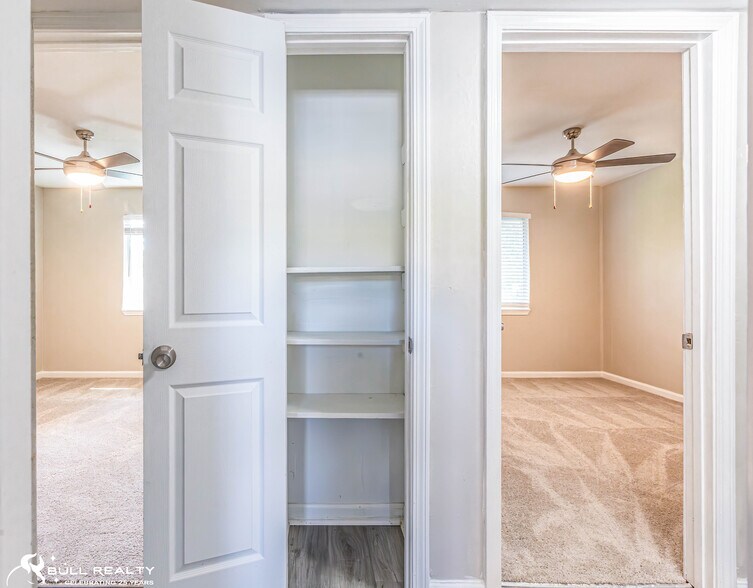 More Photos Of 661 Sherwood Dr, Jonesboro Apartments For Sale