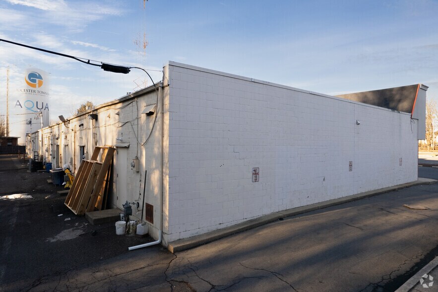 More Photos Of 2897-2919 New Brooklyn Erial Rd, Sicklerville Freestanding For Sale