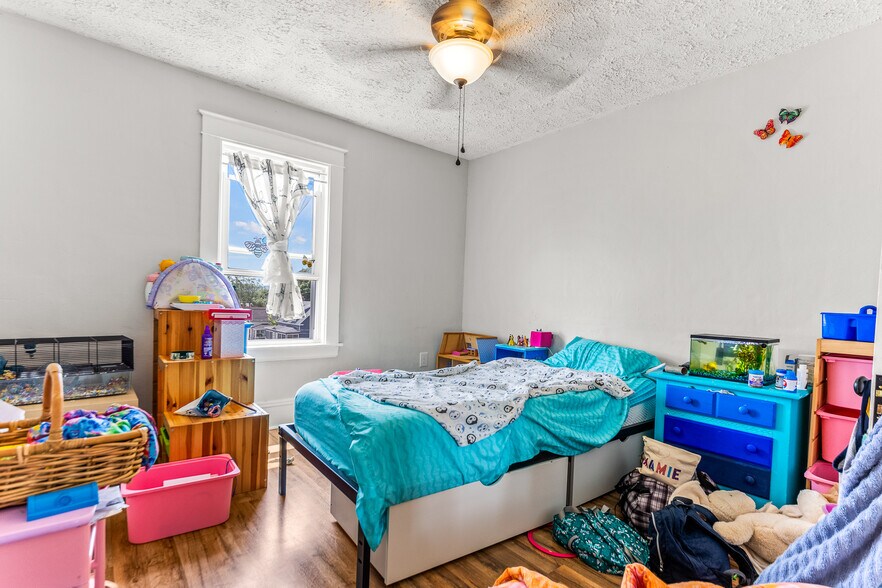 More Photos Of 51 Tanguay St, Sanford Apartments For Sale