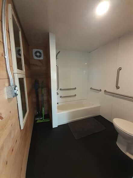 More Photos Of 465 Union st, Florence Specialty For Sale