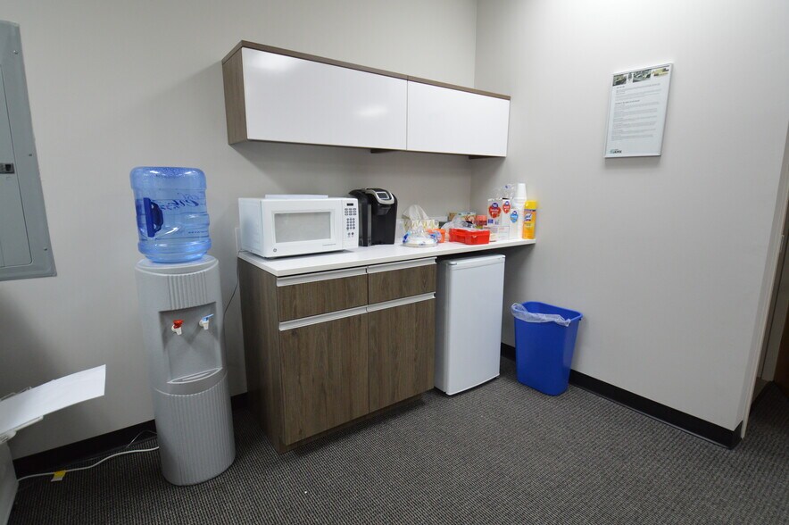 More Photos Of 2235 Lewisville Clemmons Rd, Clemmons Office Residential For Lease