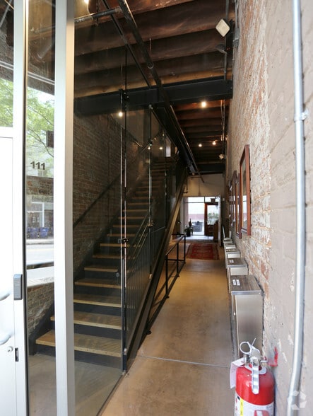 More Photos Of 111 E Hargett St, Raleigh Office For Lease