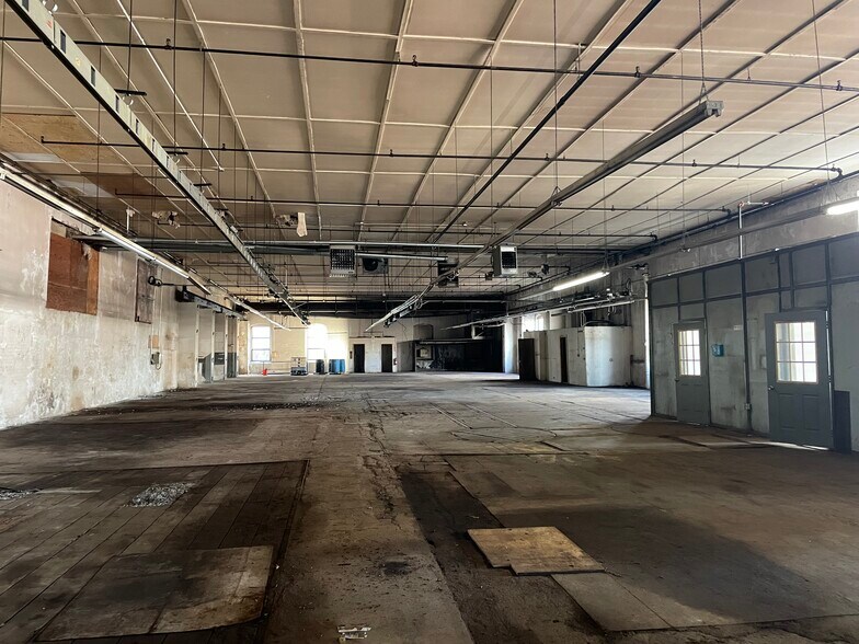 More Photos Of 12 Jacques St, Worcester Warehouse For Sale